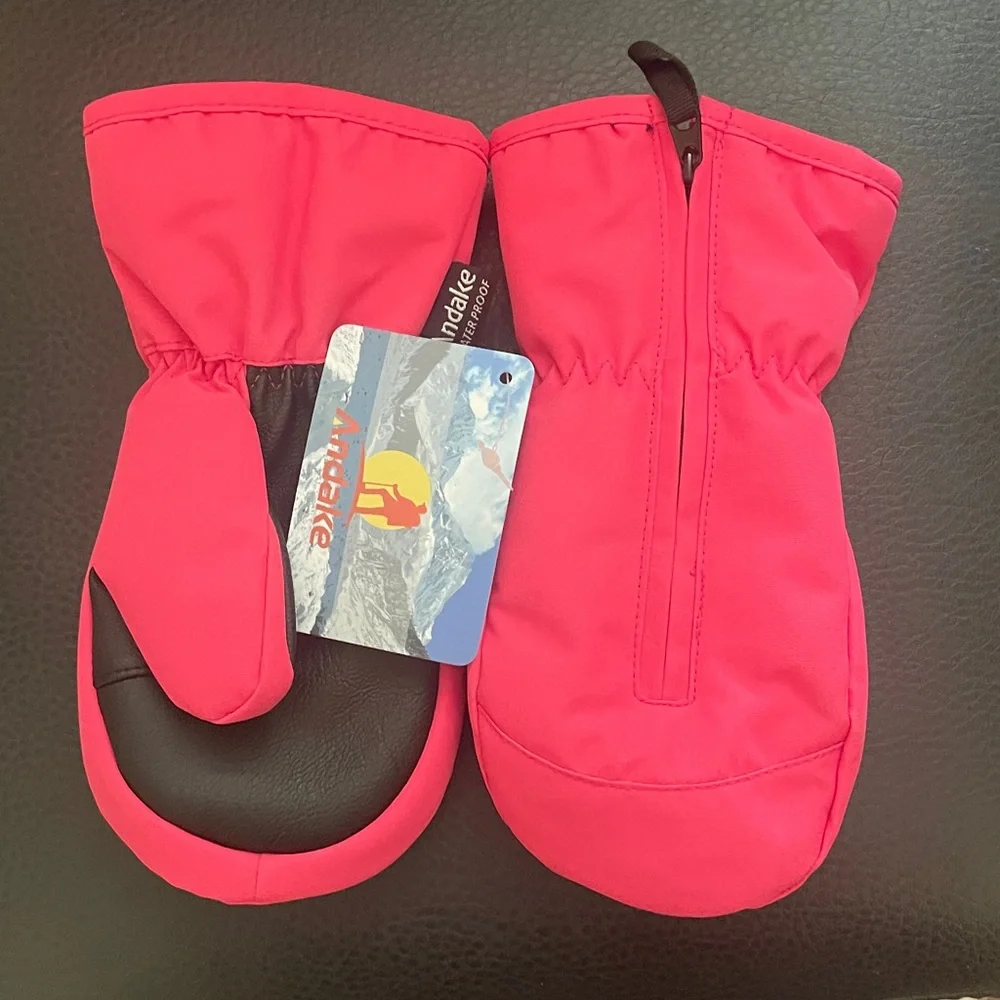 Kids Pink Winter Mittens Andake NWT